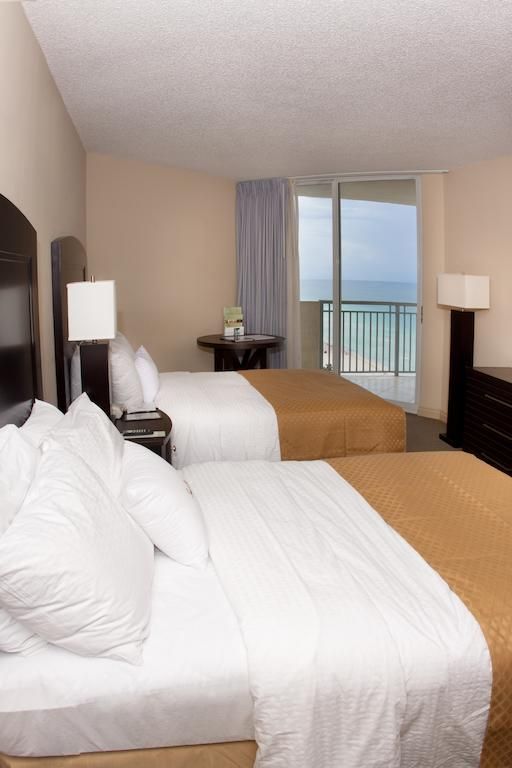 Hotel DoubleTree by Hilton Ocean Point Resort & Spa, USA, North Miami Beach. Großes 2