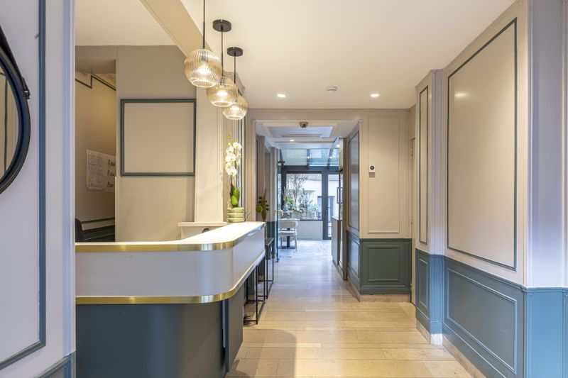 Hotel Hôtel Montcalm, Frankreich, Paris. Großes 35