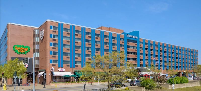 Hotel Sheraton Niagara Falls, USA, Niagara Falls. Großes 1