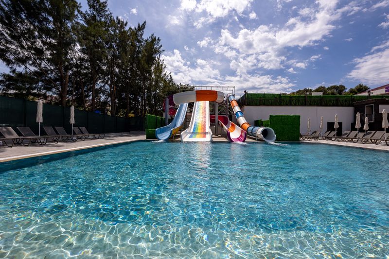 Hotel Ramada Hotel & Suites By Wyndham Kusadasi, Türkei, Kusadasi. Großes 2