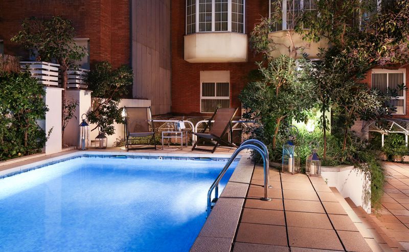 Hotel GRAN DERBY SUITE, Spanien, Barcelona. Großes 24