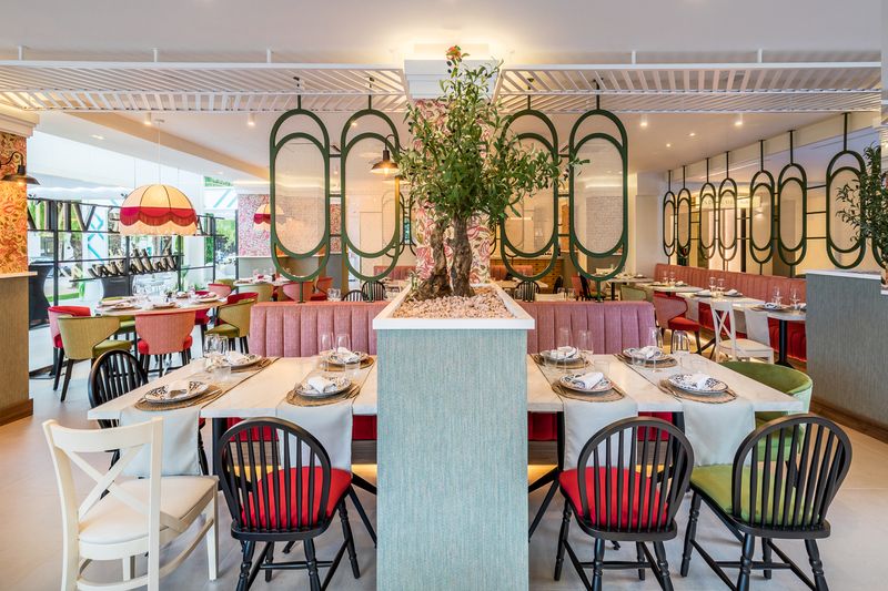 Hotel Occidental Puerto Banús, Spanien, Puerto Banús. Großes 40