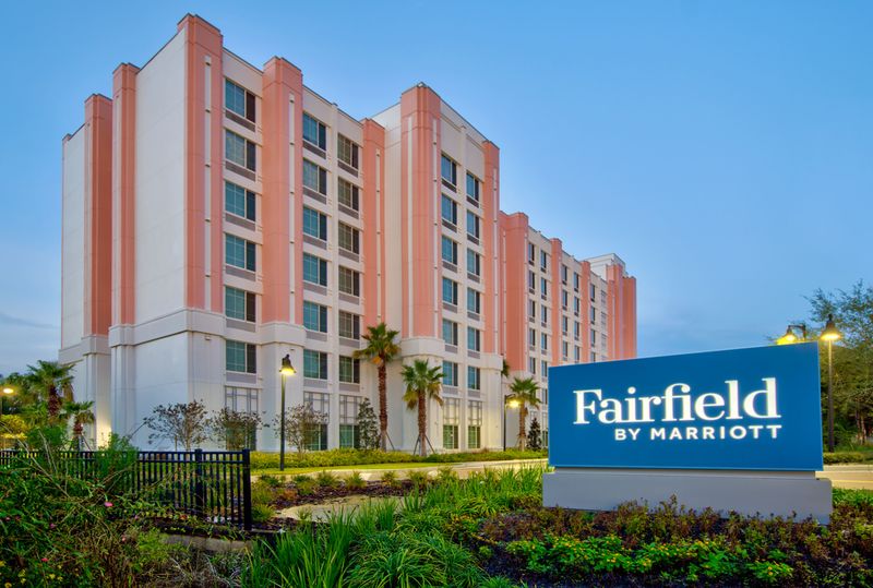 Hotel Fairfield Inn & Suites by Marriott Orlando at Flamingo Crossings  Town Center, USA, Winter Garden. Großes 1