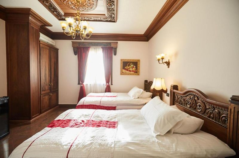 Hotel Brilant Antik Hotel, Albanien, Tirana. Großes 2