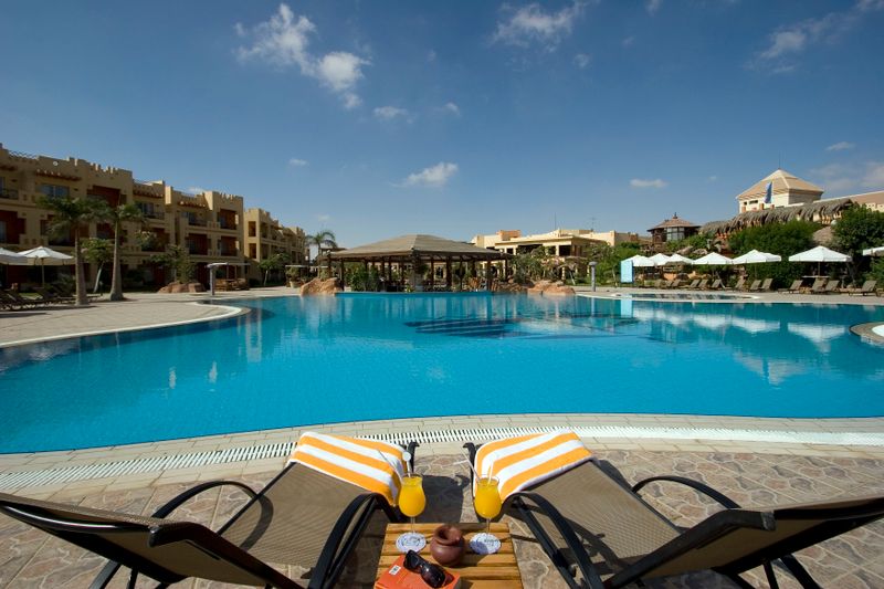 Hotel Swiss Inn Pyramids Golf, Ägypten, Kairo. Großes 2