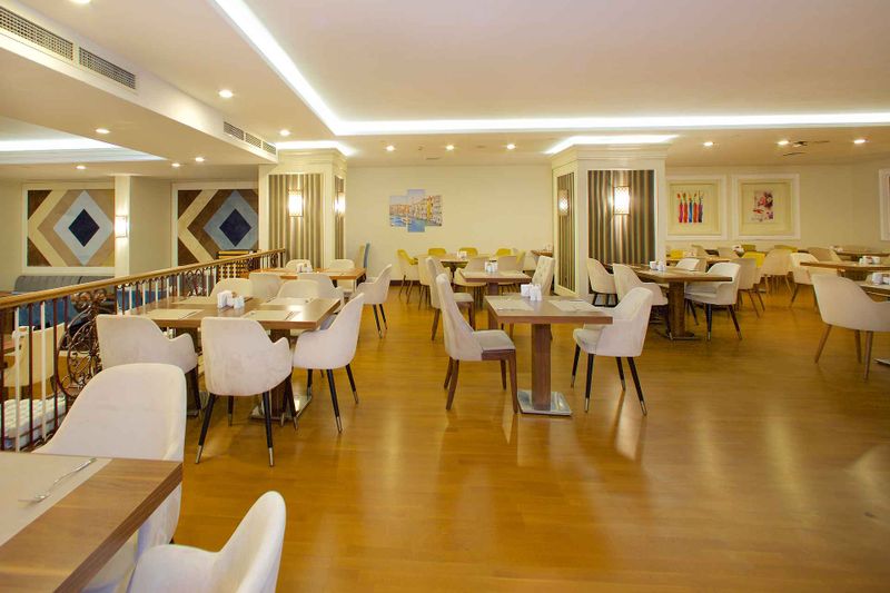 Hotel Ramada Hotel & Suites by Wyndham Istanbul Merter, Türkei, Istanbul. Großes 19