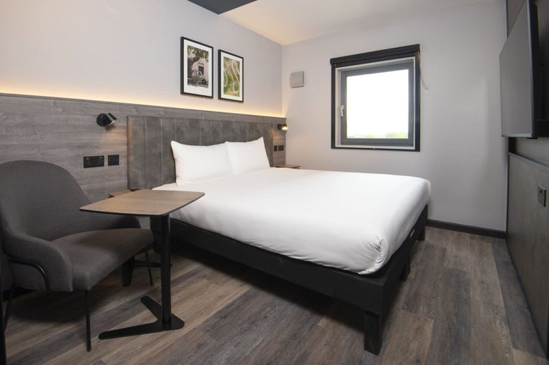 Hotel Ibis Styles London Gatwick Airport, Großbritannien, Gatwick. Großes 2