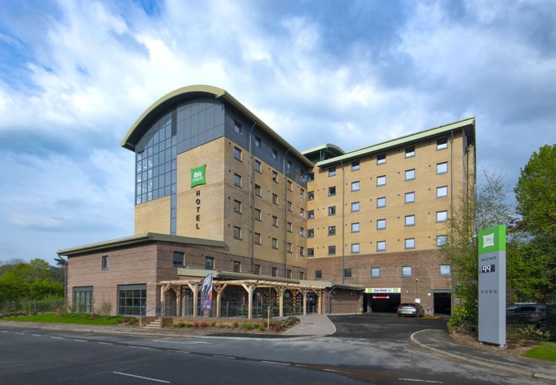Hotel Ibis Styles London Gatwick Airport, Großbritannien, Gatwick. Großes 1