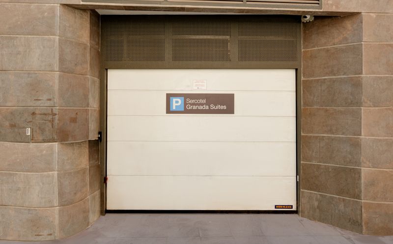 Hotel SERCOTEL GRANADA SUITES, Spanien, Granada. Großes 2