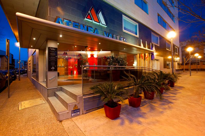 Hotel Aparthotel Atenea Valles, Spanien, Granollers. Großes 50