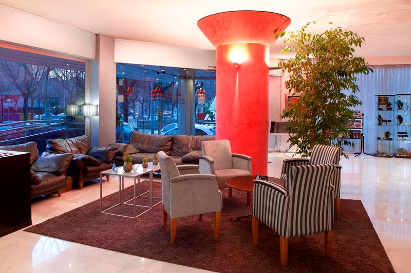 Hotel Aparthotel Atenea Valles, Spanien, Granollers. Großes 2
