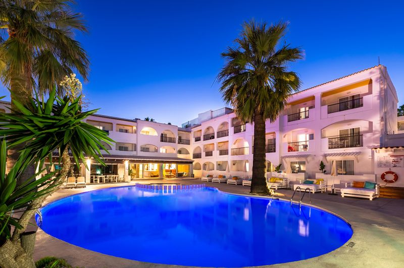 Hotel Vibra Bossa Flow Hotel, Spanien, Playa d'en Bossa. Großes 20