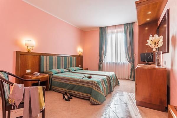 Hotel Raeli Hotel Siracusa, Italien, Rom. Großes 6