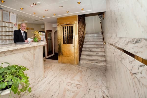 Hotel Tritone, Italien, Rom. Großes 2