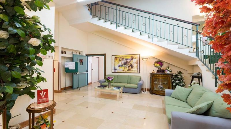 Hotel San Paolo, Italien, Neapel. Großes 10