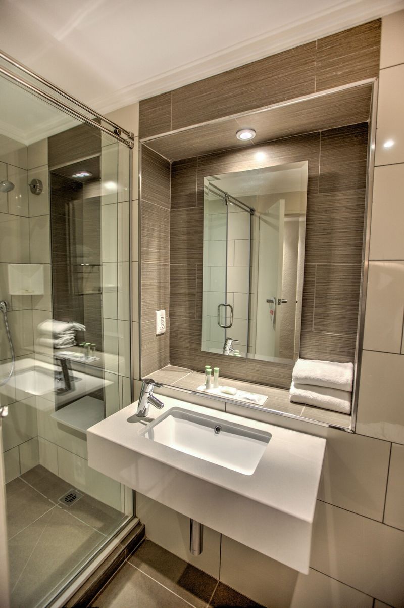 Hotel City Lodge Bryanston, Südafrika, Sandton. Großes 1