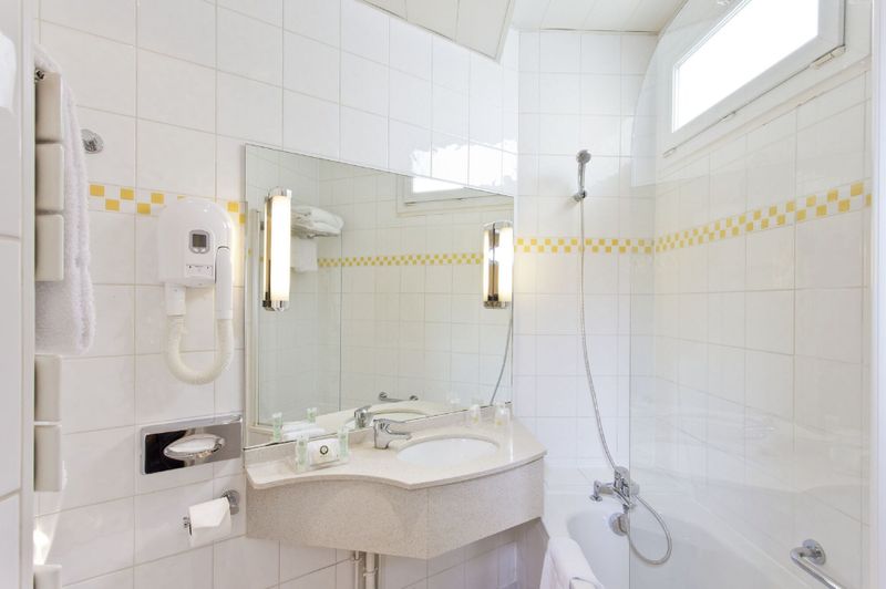 Hotel Hotel Le Colisee, Frankreich, Paris. Großes 2