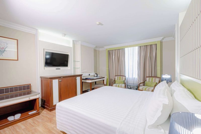 Hotel Golden Tulip Sovereign Hotel, Thailand, Bangkok. Großes 341