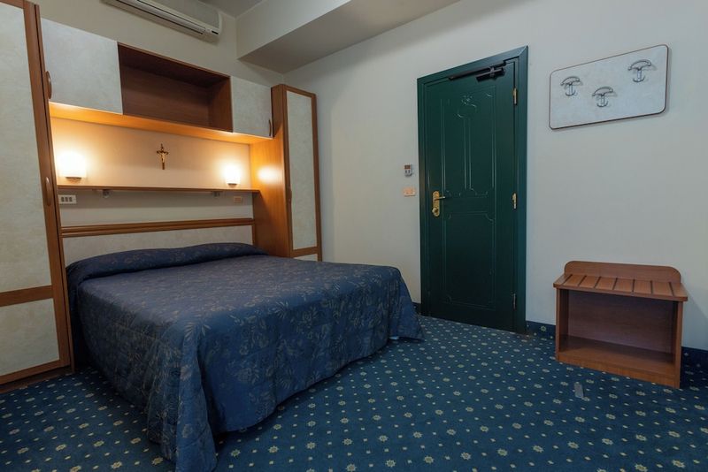 Hotel Hotel River, Italien, Rimini. Großes 105