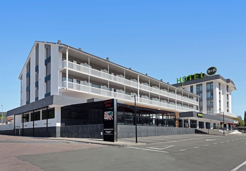 Hotel B&B HOTEL Donostia San Sebastián Aeropuerto, Spanien, Oiartzun. Großes 68