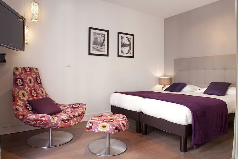 Hotel Mayet, Frankreich, Paris. Großes 487