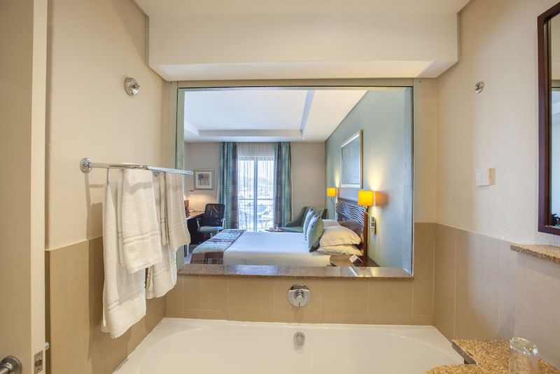 Hotel City Lodge Lynnwood Hotel, Südafrika, Pretoria. Großes 235