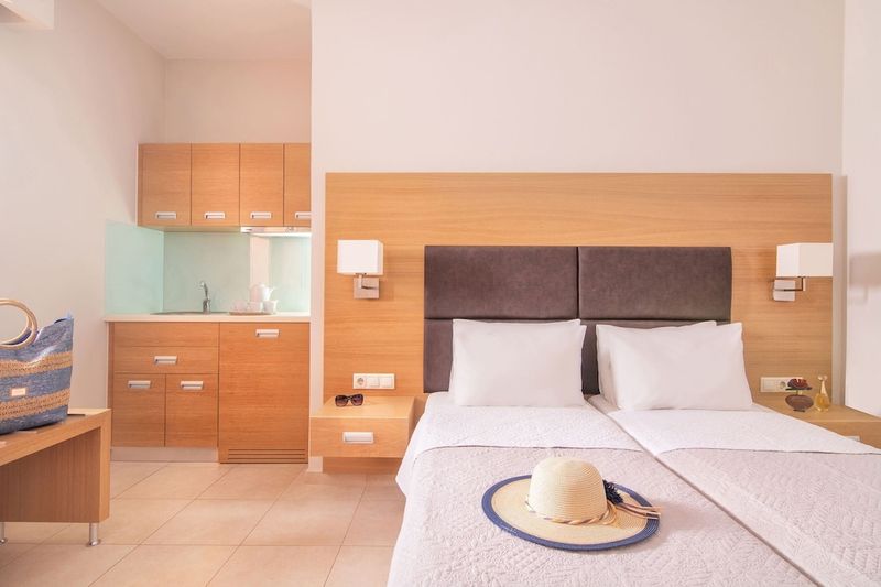 Hotel Pleasure Beach Hotel (ex.Artemis Bay), Griechenland, Mália (Kreta). Großes 60