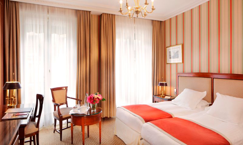 Hotel La Demeure Montaigne, Frankreich, Paris. Großes 498