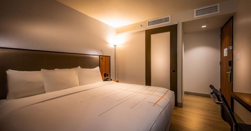 Hotel La Quinta Inn and Suites Times Square South, USA, New York City - Manhattan. Großes 253