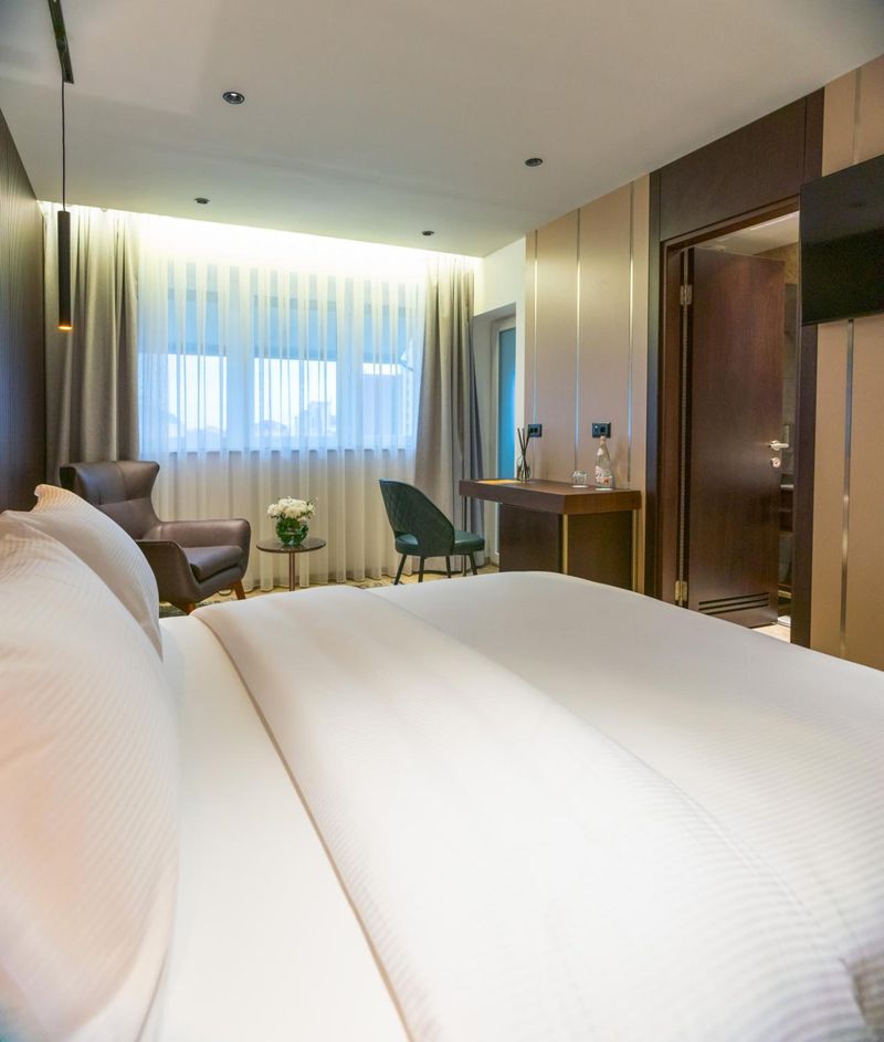 Hotel Emery Hotel Pristina, Kosovo, Pristina. Großes 92