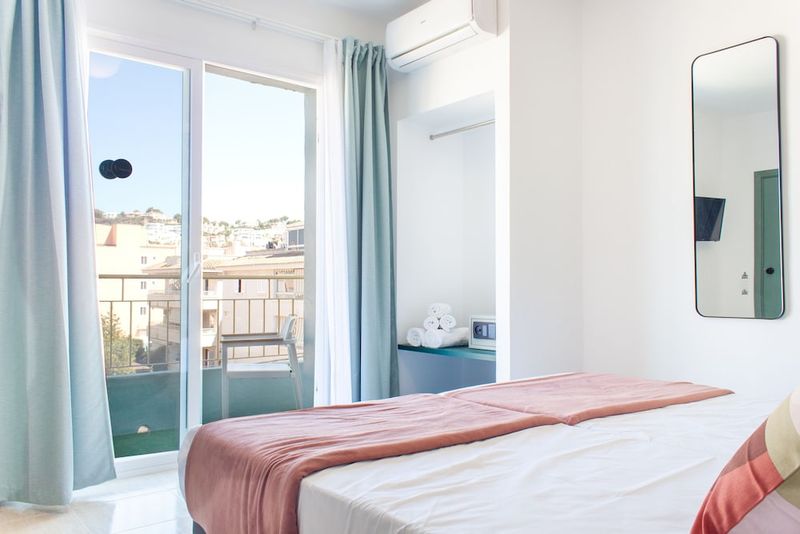 Hotel 4U Miranda - Adults Only, Spanien, Santa Ponsa. Großes 72