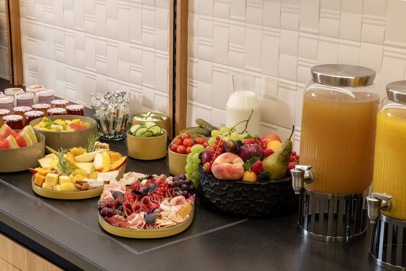 Hotel Hotel Brady Gare de L Est (ex Comfort Gare de L Est), Frankreich, Paris. Großes 117