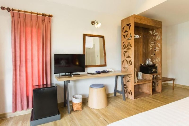 Hotel Bay View Resort Koh Phi Phi, Thailand, Insel Phi Phi. Großes 98