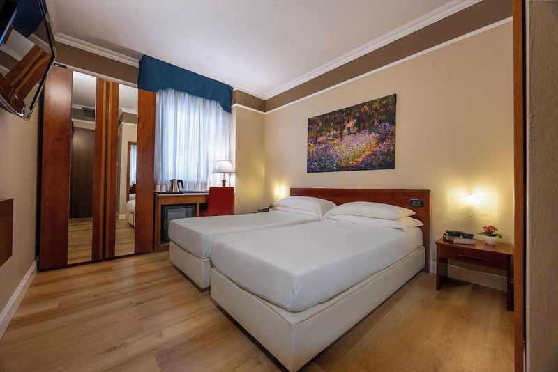 Hotel iH Hotels Padova Admiral, Italien, Padua. Großes 76