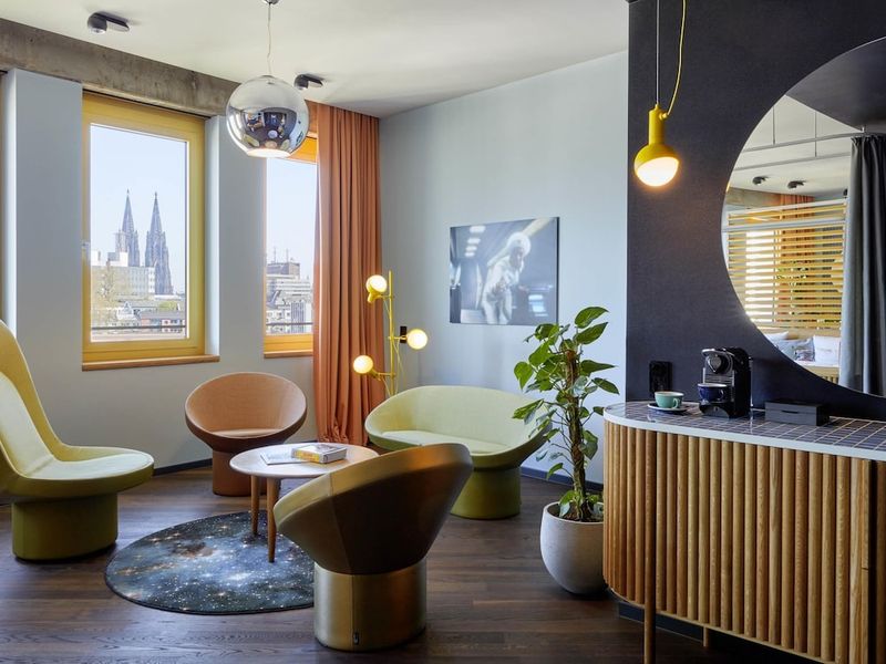 Hotel 25hours Hotel The Circle, Deutschland, Köln. Großes 232