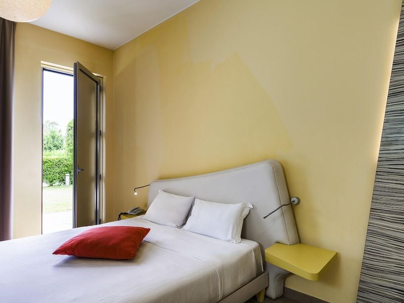 Hotel Ibis Styles Catania Acireale, Italien, Acireale. Großes 996