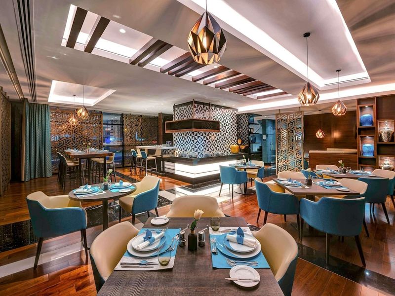 Hotel Novotel Sharjah Expo Centre, Vereinigte Arabische Emirate, Sharjah. Großes 66