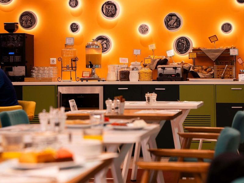 Hotel Ibis Styles Athens Routes, Griechenland, Athen. Großes 311