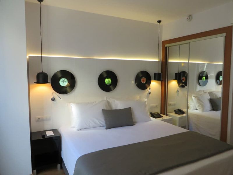 Hotel Evenia Rocafort, Spanien, Barcelona. Großes 380