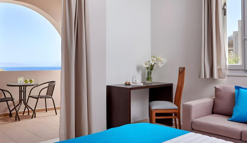 Hotel Terra Blue Santorini, Griechenland, Kamari. Großes 301