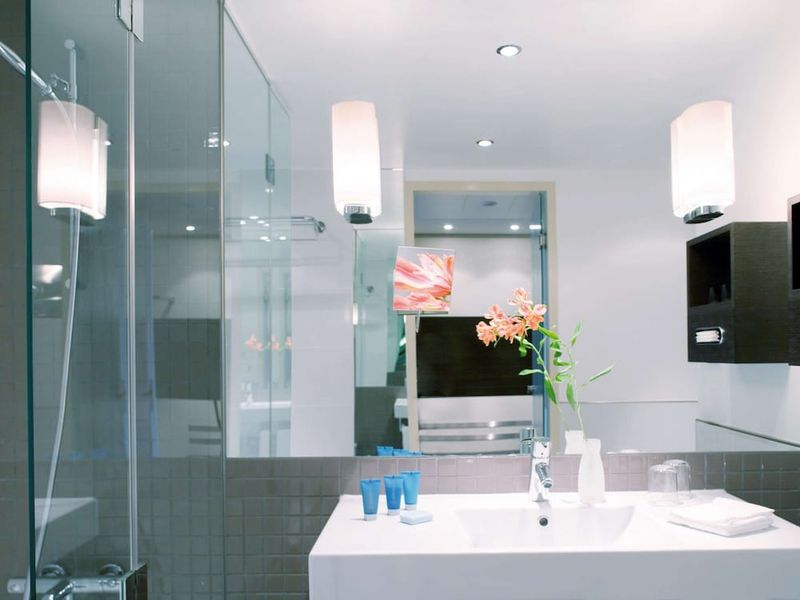 Hotel Movenpick Amsterdam City Centre, Niederlande, Amsterdam. Großes 739