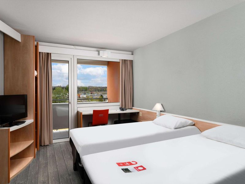 Hotel Ibis Budapest Citysouth, Ungarn, Budapest. Großes 348