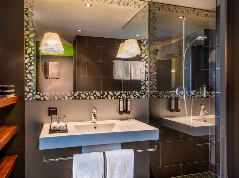 Hotel Movenpick Hotel Stuttgart Airport, Deutschland, Stuttgart. Großes 532