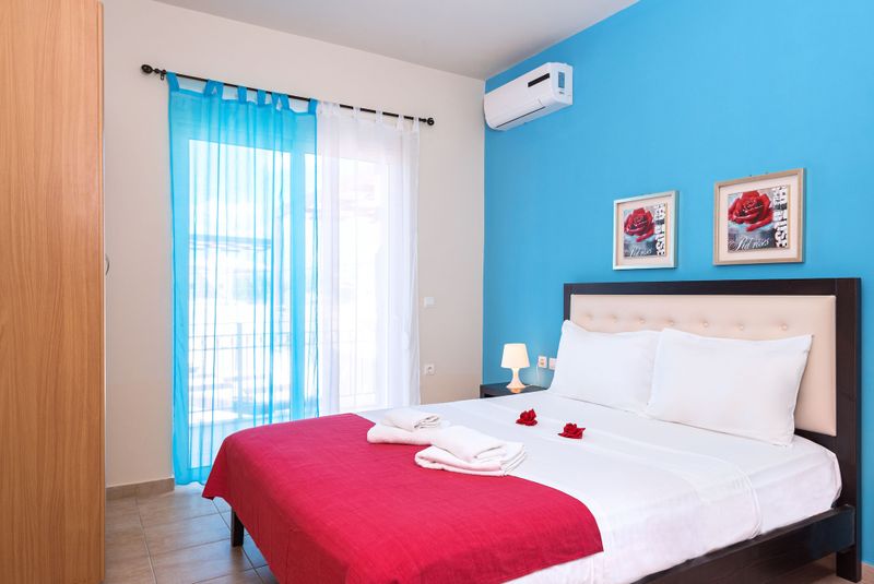 Hotel Azure Beach Villas, Griechenland, Nopigia. Großes 80
