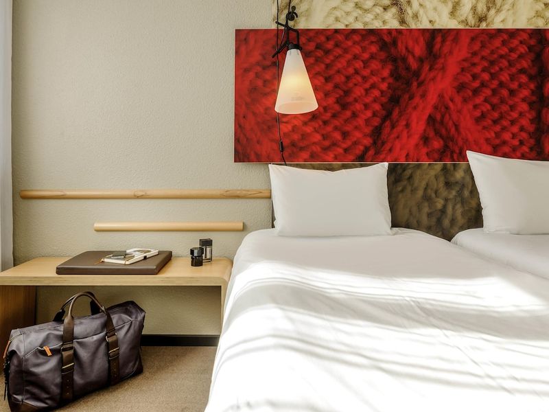 Hotel Ibis Berlin Mitte Hotel, Deutschland, Berlin. Großes 389