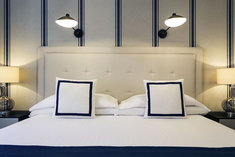 Hotel Mercure Bilbao Jardines De Albia, Spanien, Bilbao. Großes 425