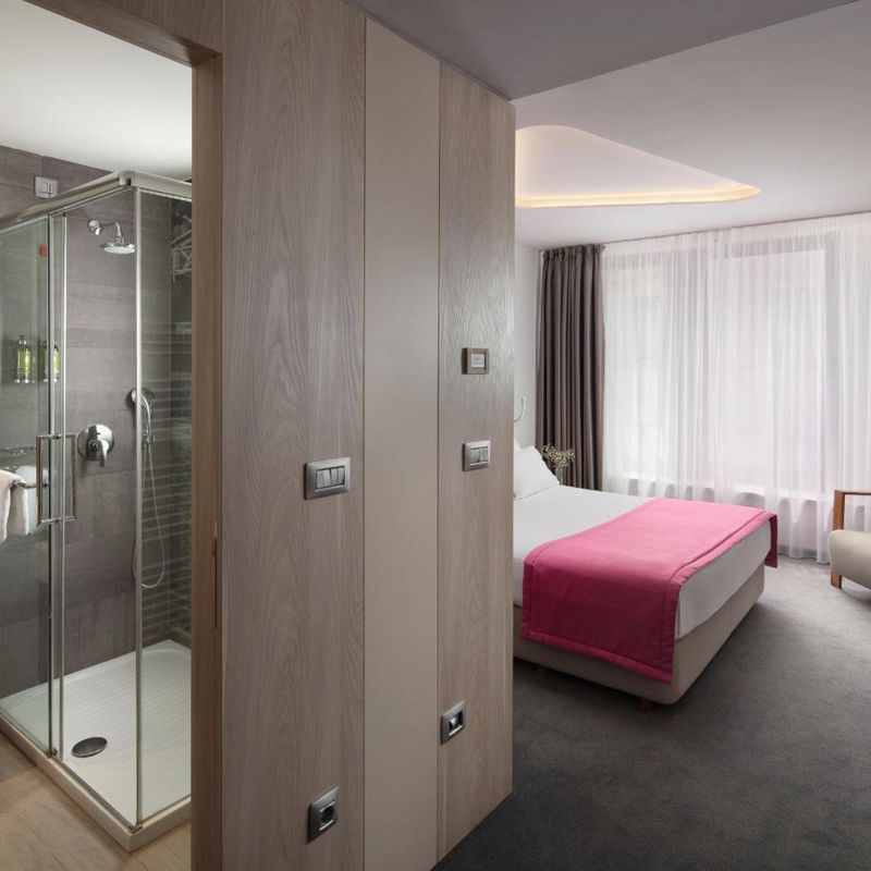 Hotel Colors Inn Hotel Sarajevo, Bosnien und Herzegowina, Sarajevo. Großes 102