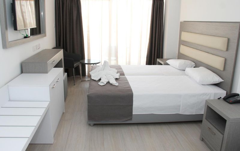 Hotel Captain Pier Hotel, Zypern, Protaras. Großes 90