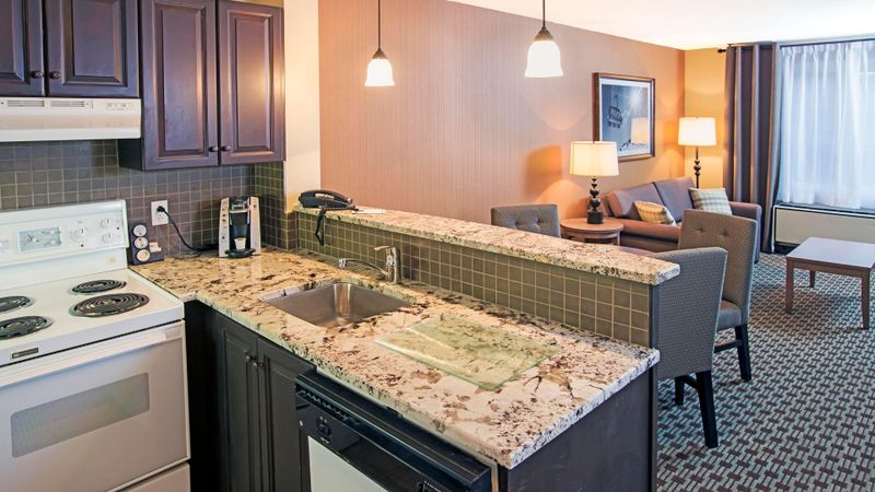Hotel Holiday Inn Express and Suites Tremblant, Kanada, Mont Tremblant. Großes 749