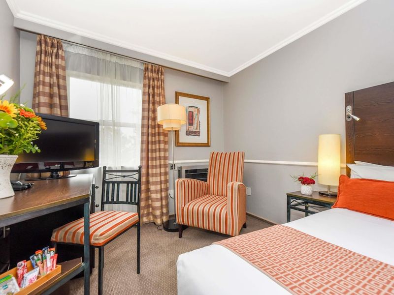 Hotel Mercure Johannesburg Midrand, Südafrika, Johannesburg. Großes 340